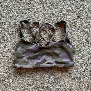 Lululemon sports bra